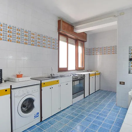 1 Bedroom Stunning In Cava Daliga Apartmán