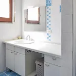 Awesome Apartment In Cava D'Aliga Cava dʼAliga